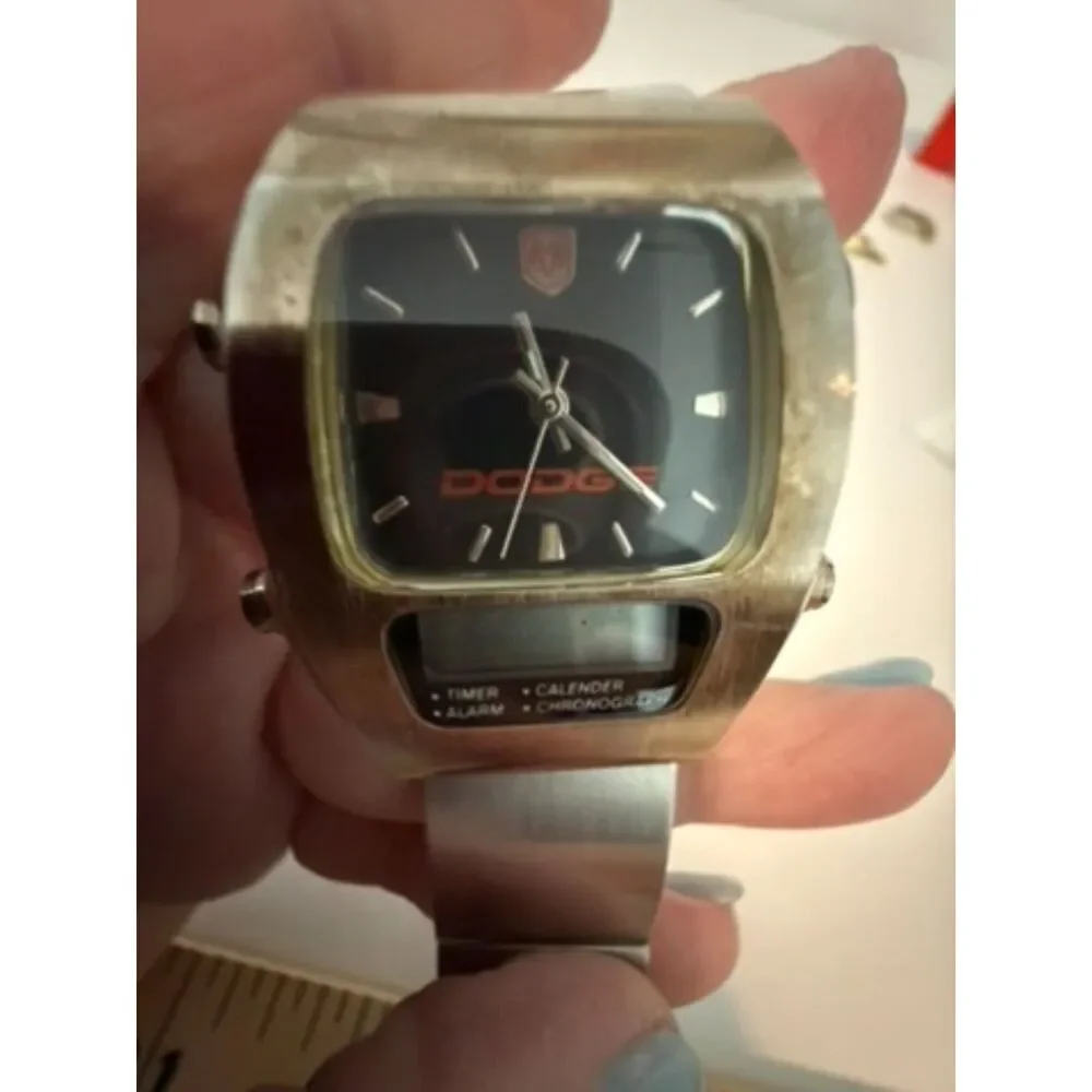 Vtg. Casio AW-61 1750 analog-Digital watch with square case